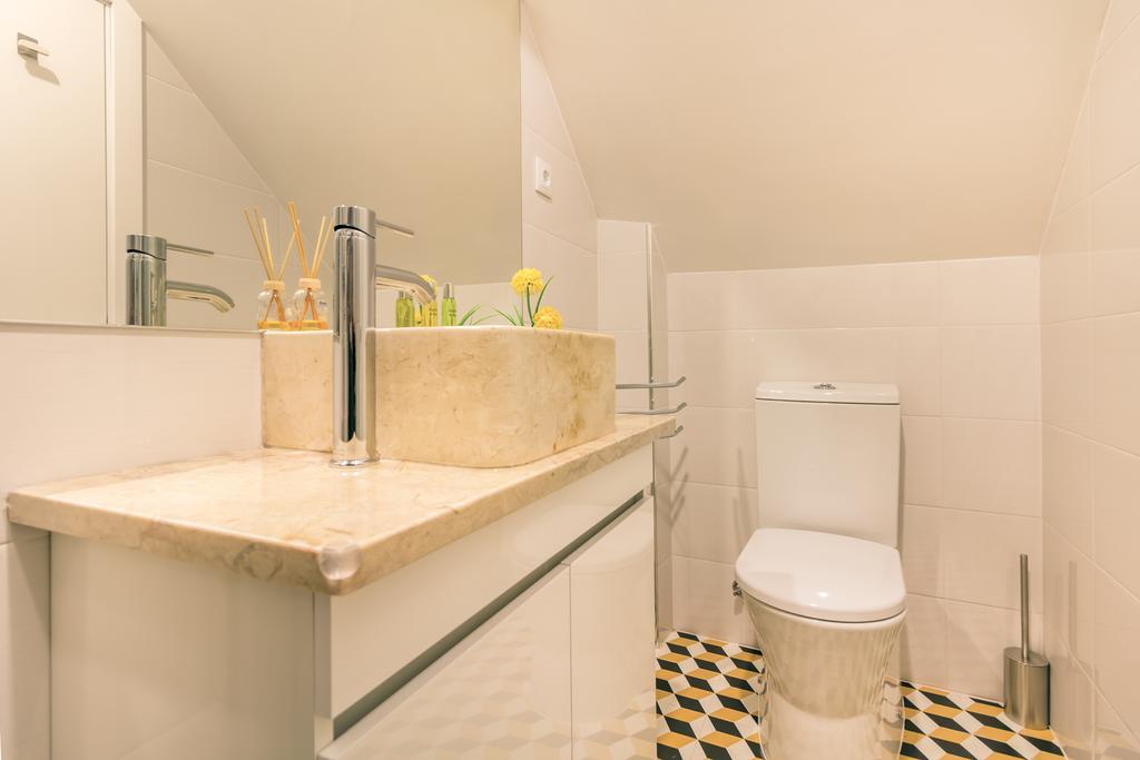 Steps Lisbon Apartment ภายนอก รูปภาพ